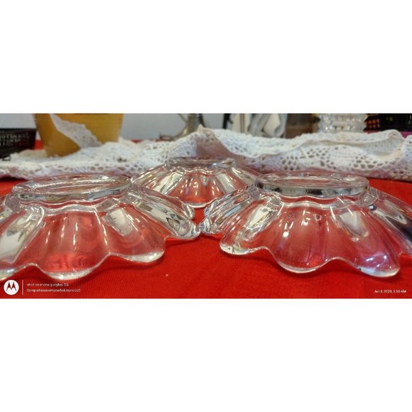 3 PCs Glass Flower Shaped Dish 12 Petals Trinket Bowl Candle Drip Dish - Picture 6 of 6